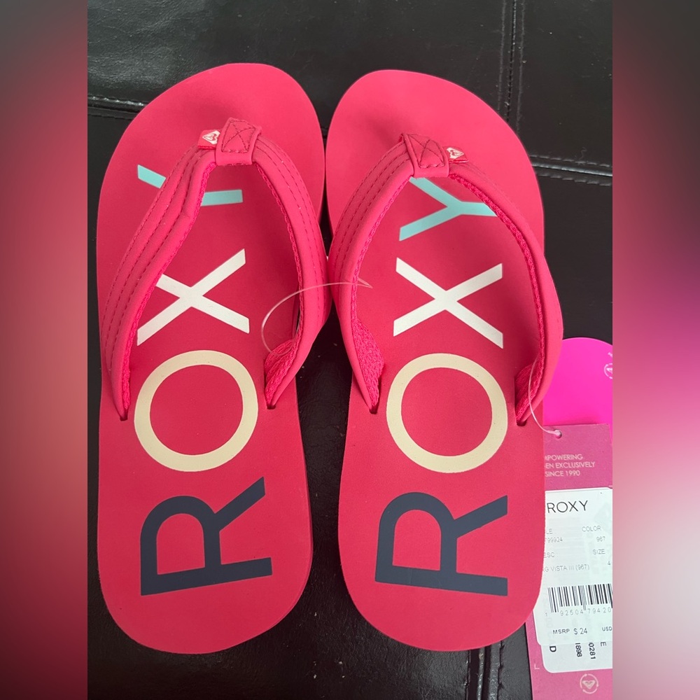 Roxy Pink Flip Flops kid size 4 NWT